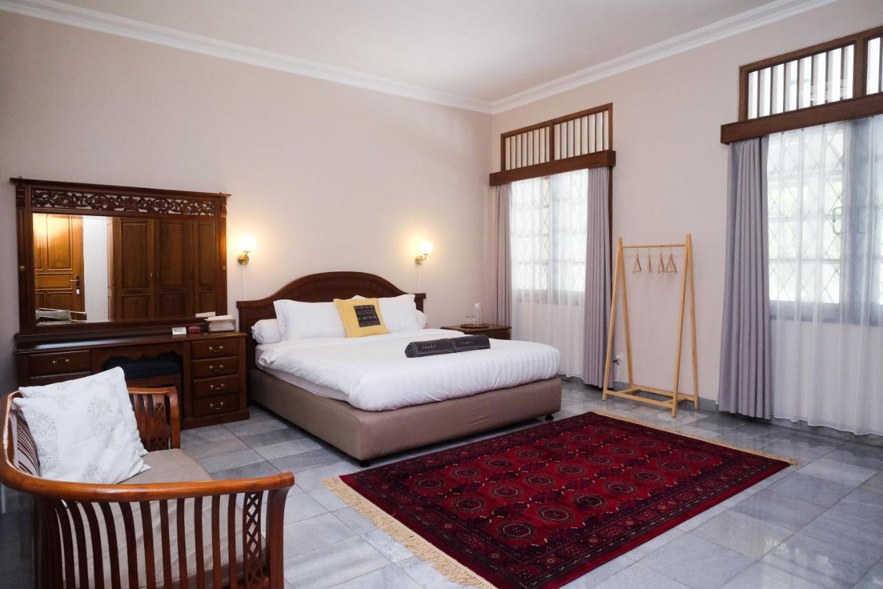 Sareh Villa By The Lavana Semarang Exterior photo