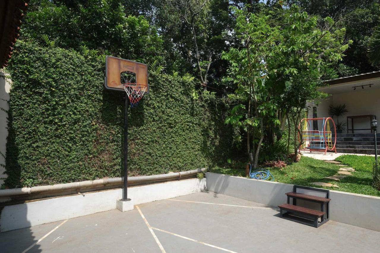Sareh Villa By The Lavana Semarang Exterior photo