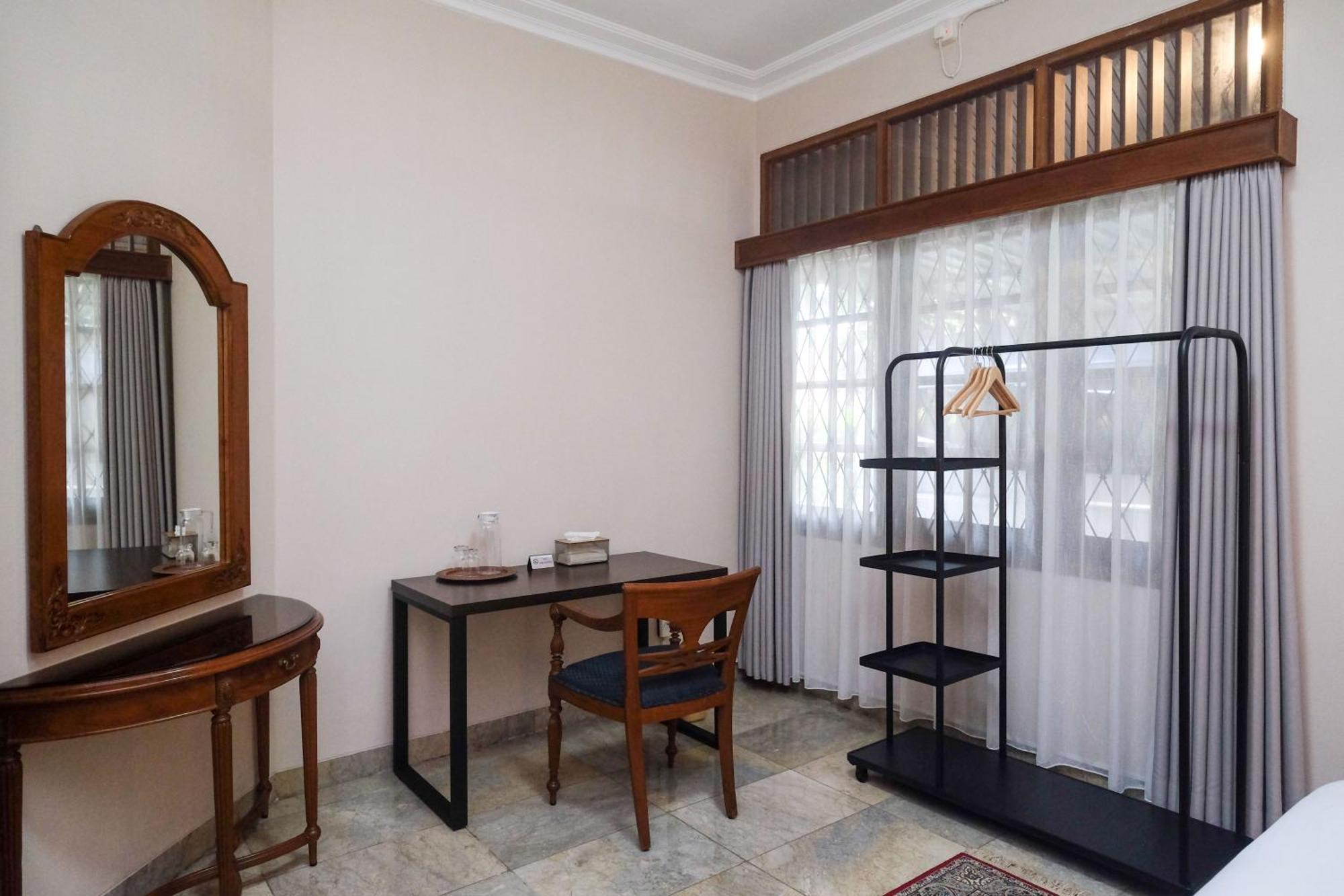 Sareh Villa By The Lavana Semarang Exterior photo